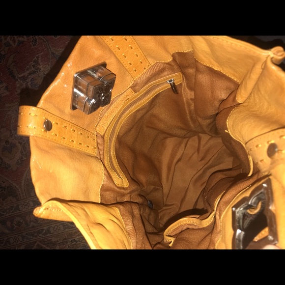 BCBG shoulder bag - Picture 3 of 5